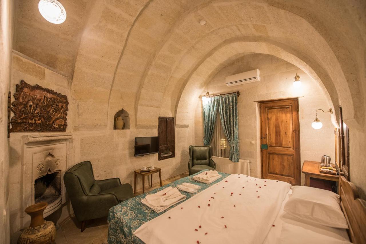 Charming Cave Hotel Гьореме Екстериор снимка