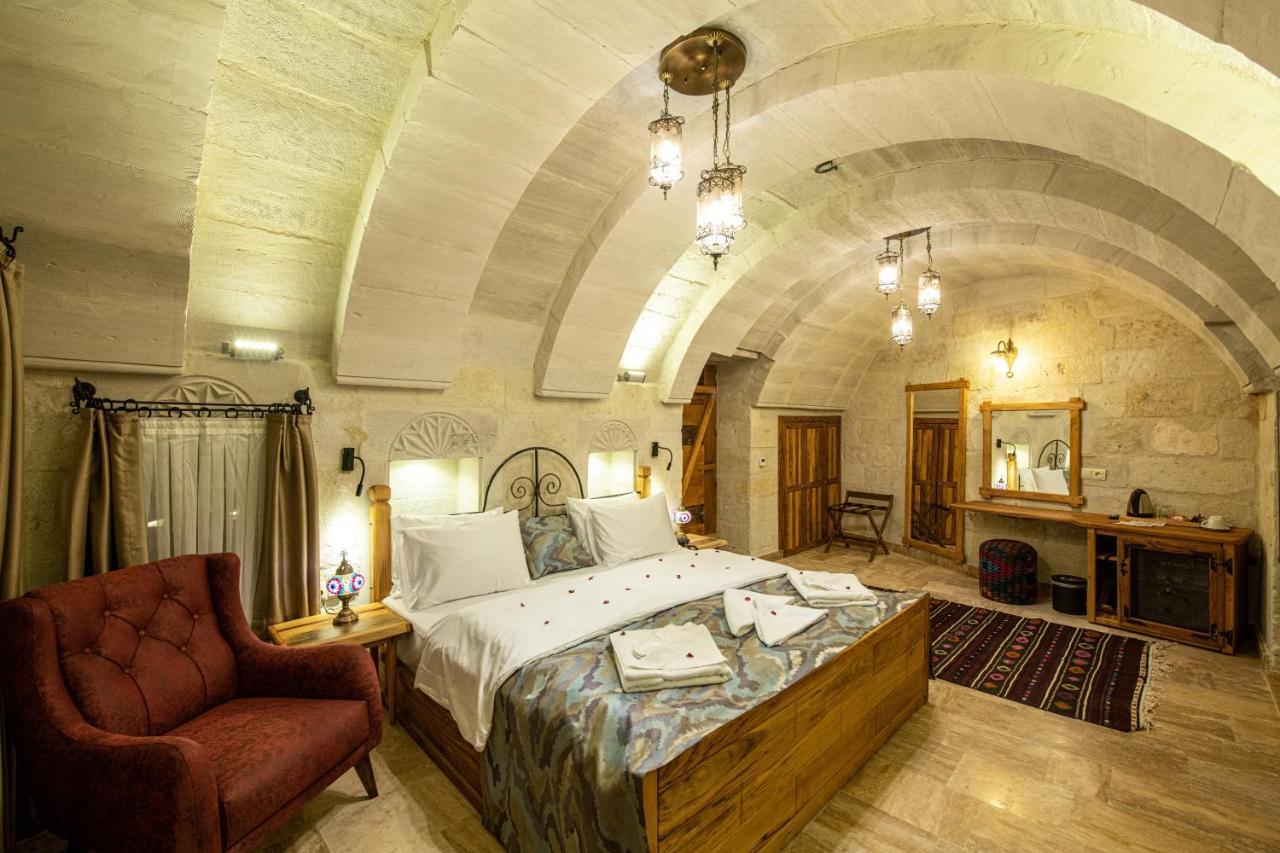 Charming Cave Hotel Гьореме Екстериор снимка