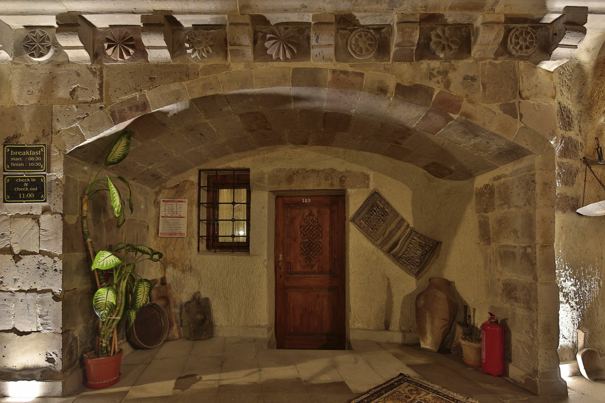 Charming Cave Hotel Гьореме Екстериор снимка